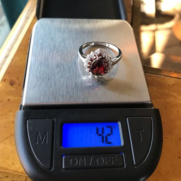 Natural Red Garnet Sterling Silver Ring Size 9 - Picture 8 of 8